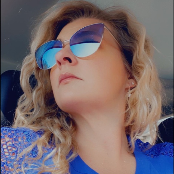 🍤Posh Ambassador 🍤 - Picture 1 of 8